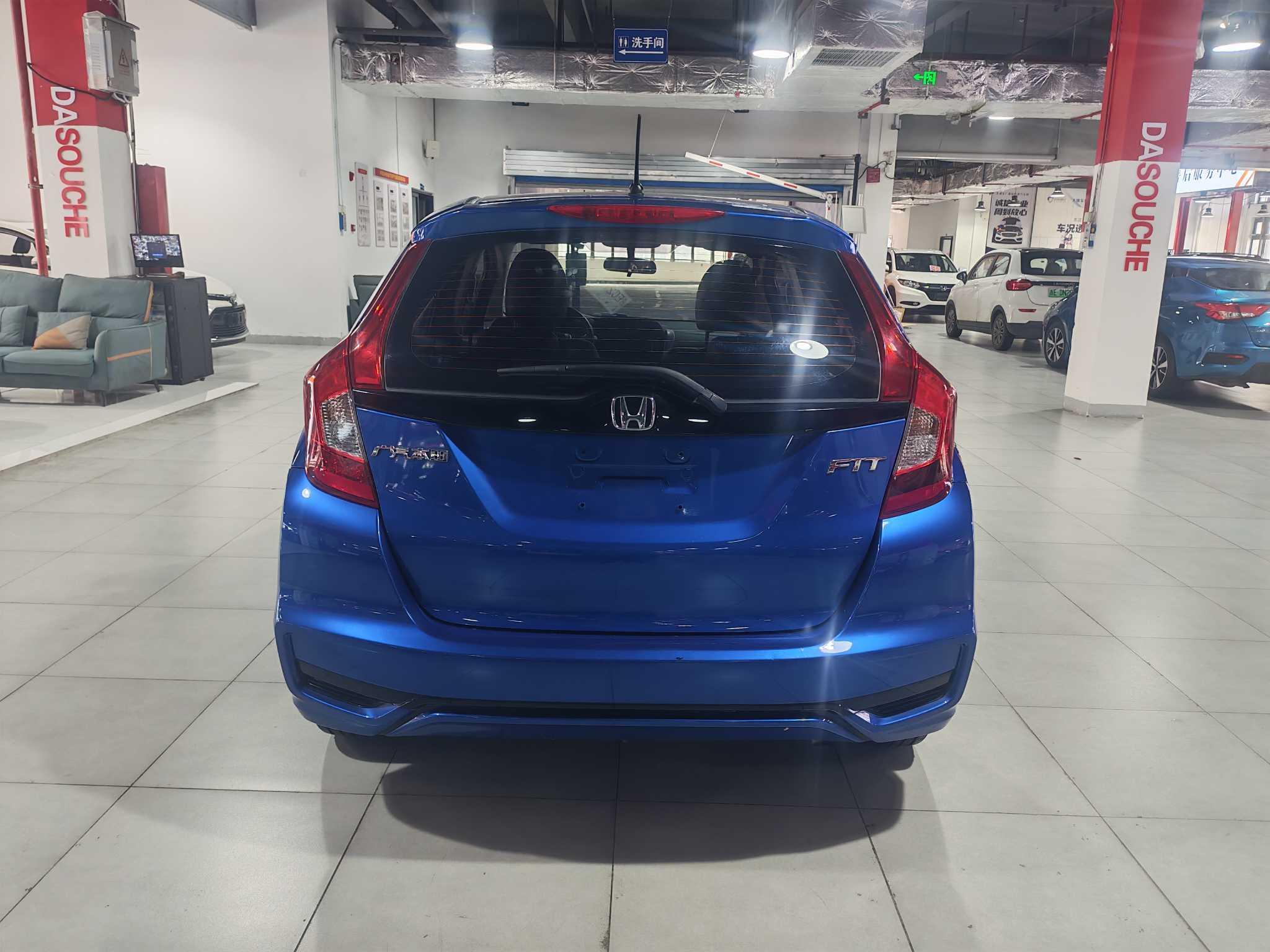 Honda Fit Shuttle 2018 thumb 12