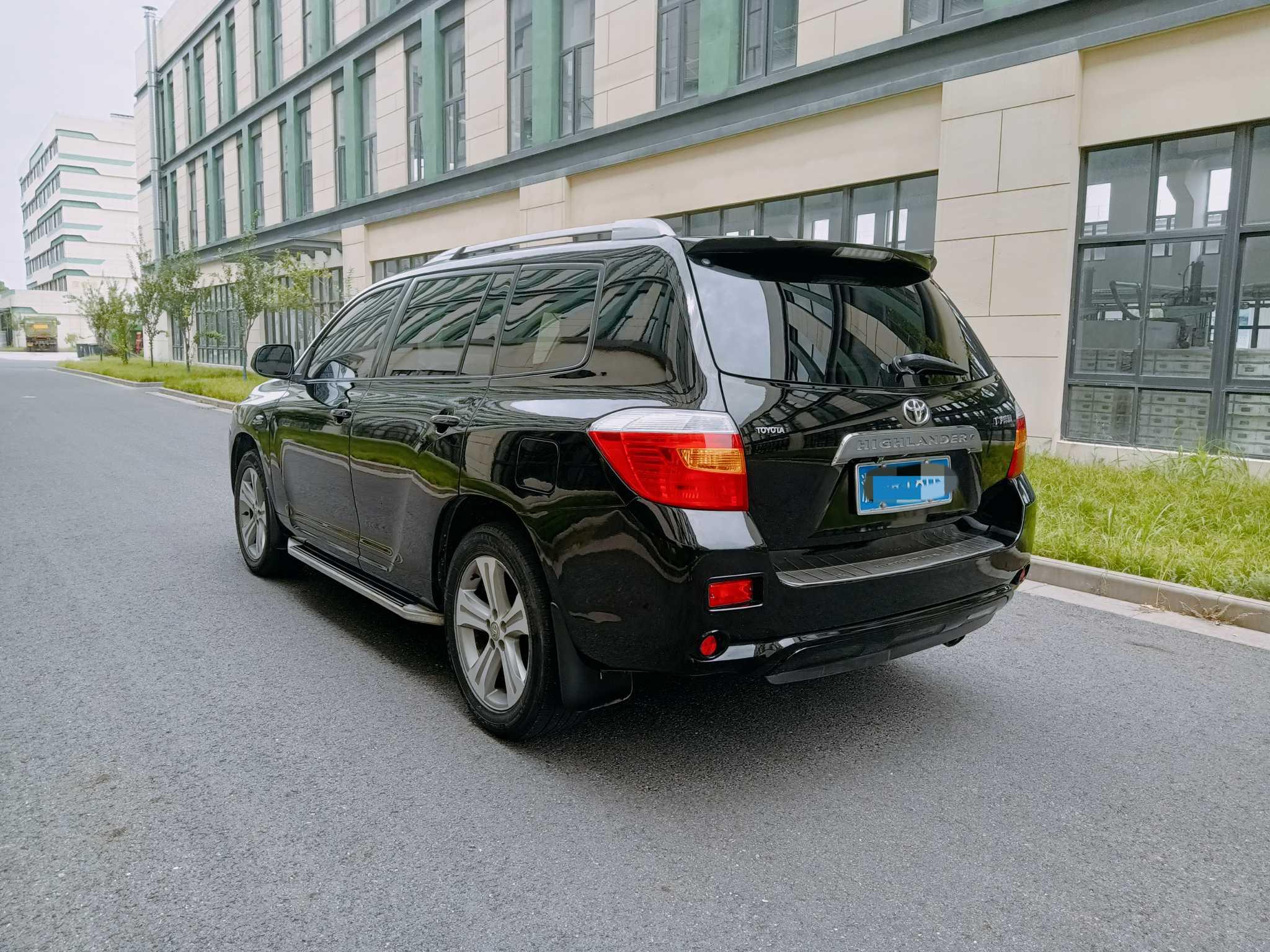 Toyota Highlander 2010 thumb 2