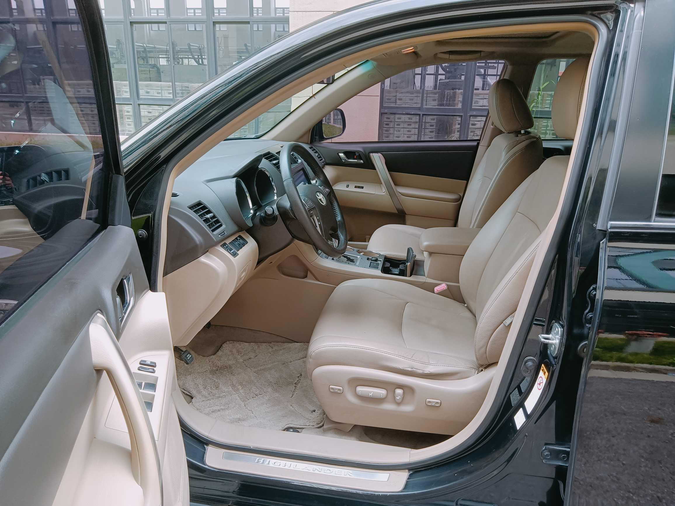 Toyota Highlander 2010 thumb 6