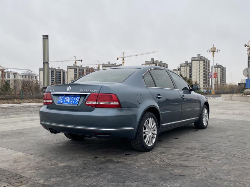 Volkswagen Passat 2011 thumb 4