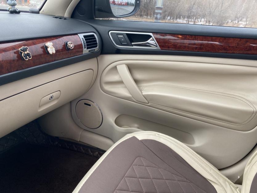 Volkswagen Passat 2011 thumb 5