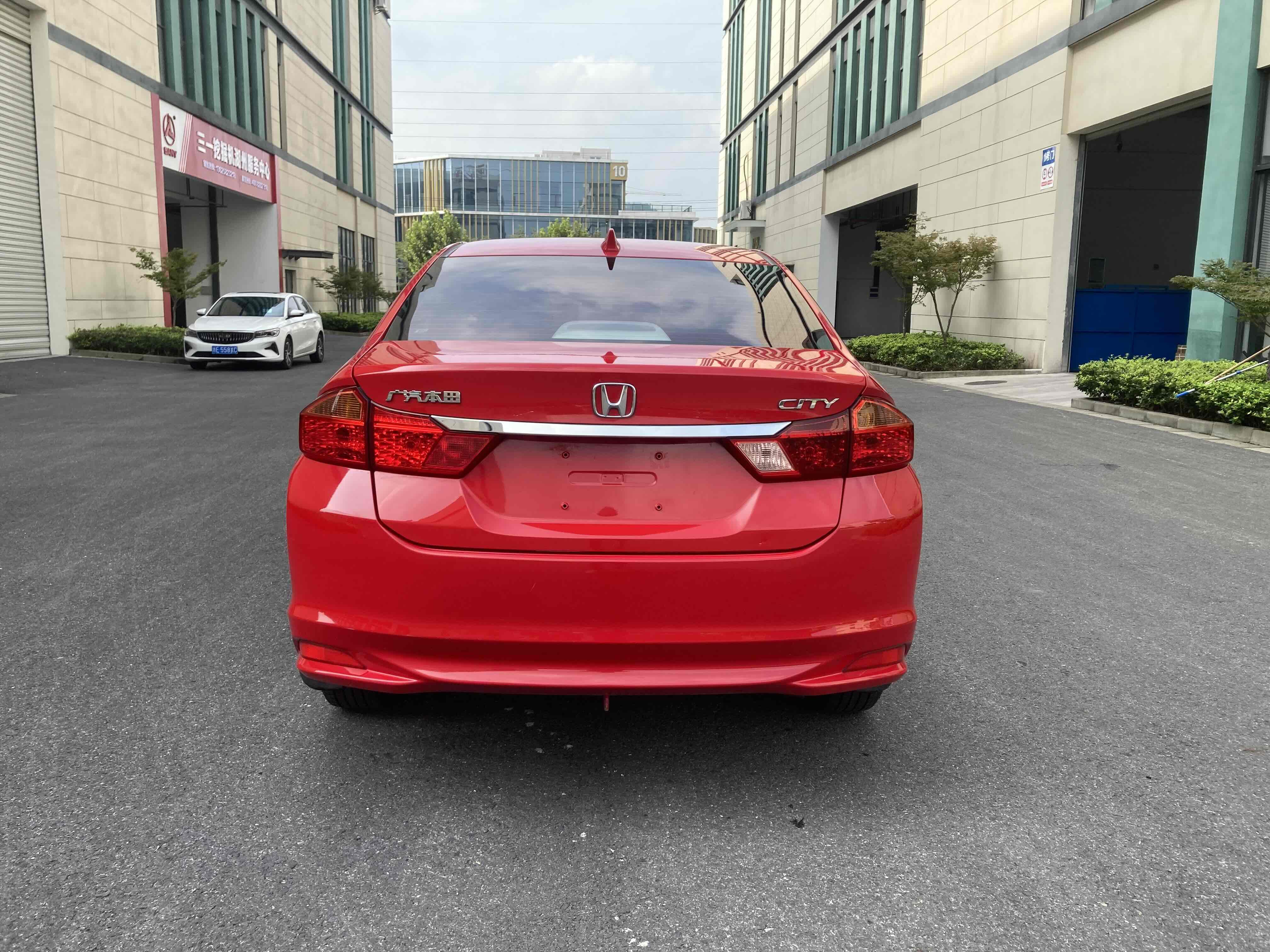 Honda City 2016 thumb 3