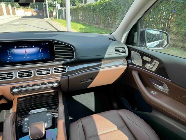 Mercedes-Benz GLE 2025 thumb 8