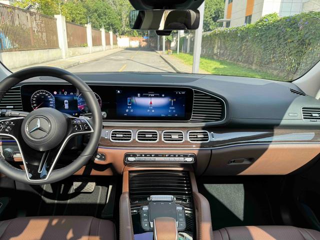 Mercedes-Benz GLE 2025 thumb 9