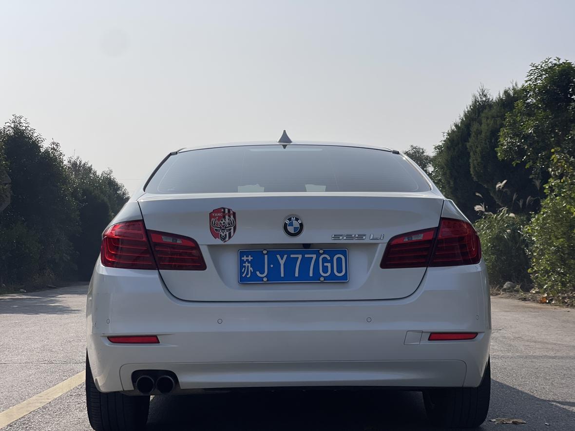 BMW 5 серии 2016 thumb 4