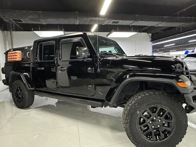 Jeep Gladiator 2022 thumb 2