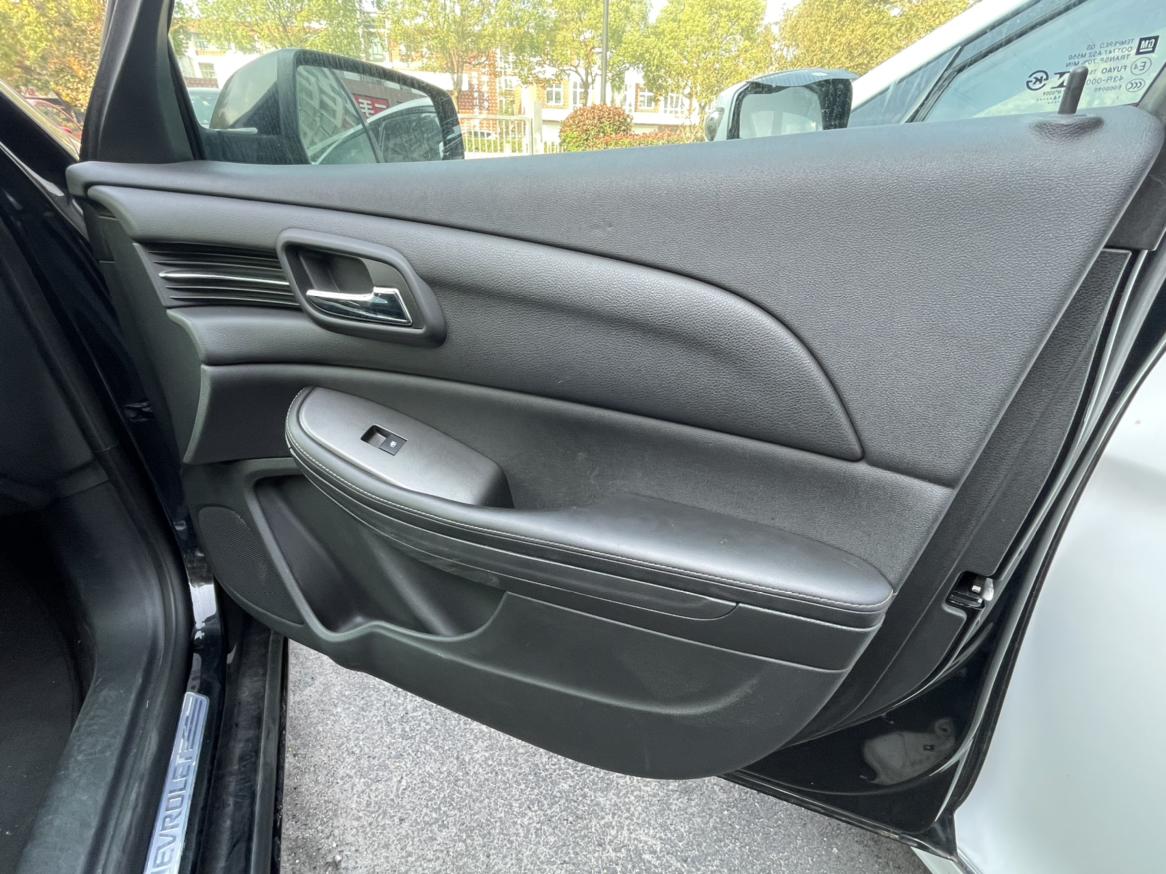 Chevrolet Malibu 2015 thumb 4
