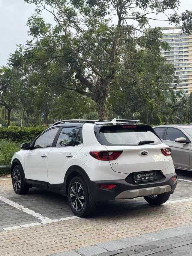 Kia Stonic 2021 thumb 4