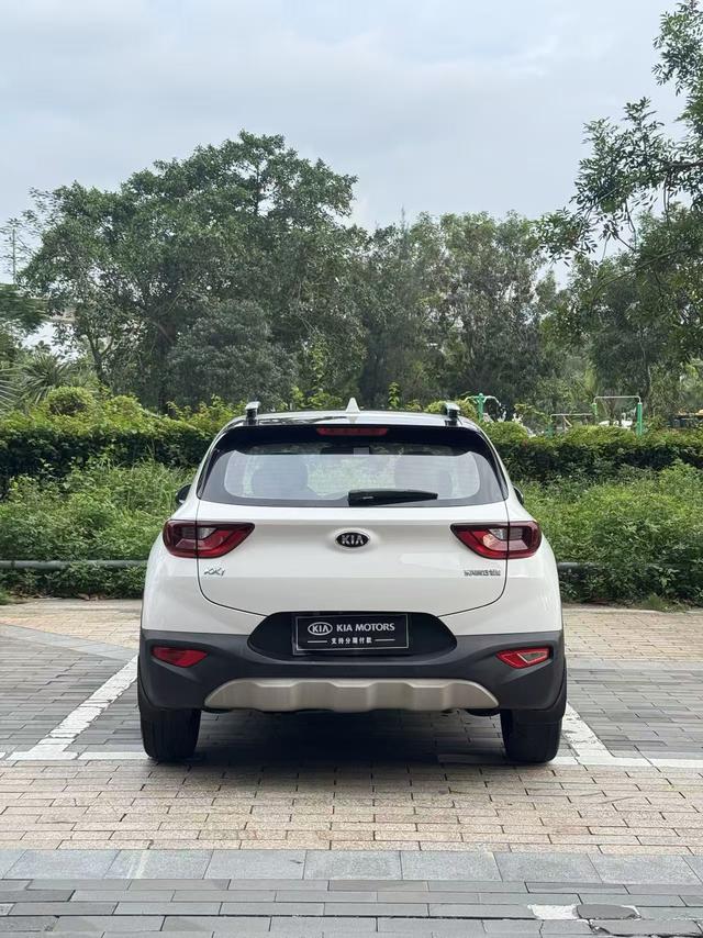 Kia Stonic 2021 thumb 5