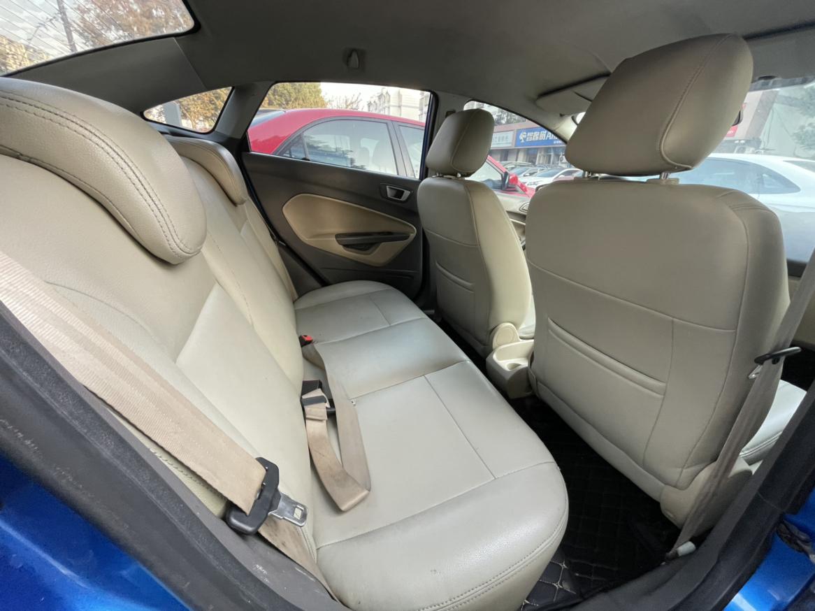 Ford Fiesta 2012 thumb 11