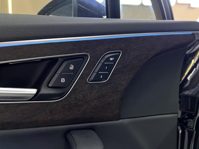 Audi Q7 2023 thumb 8