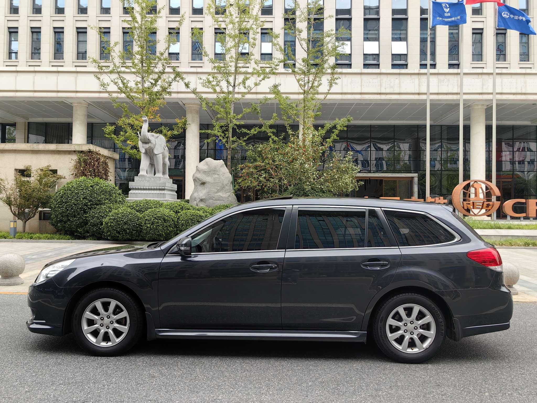 Subaru Legacy 2010 thumb 2