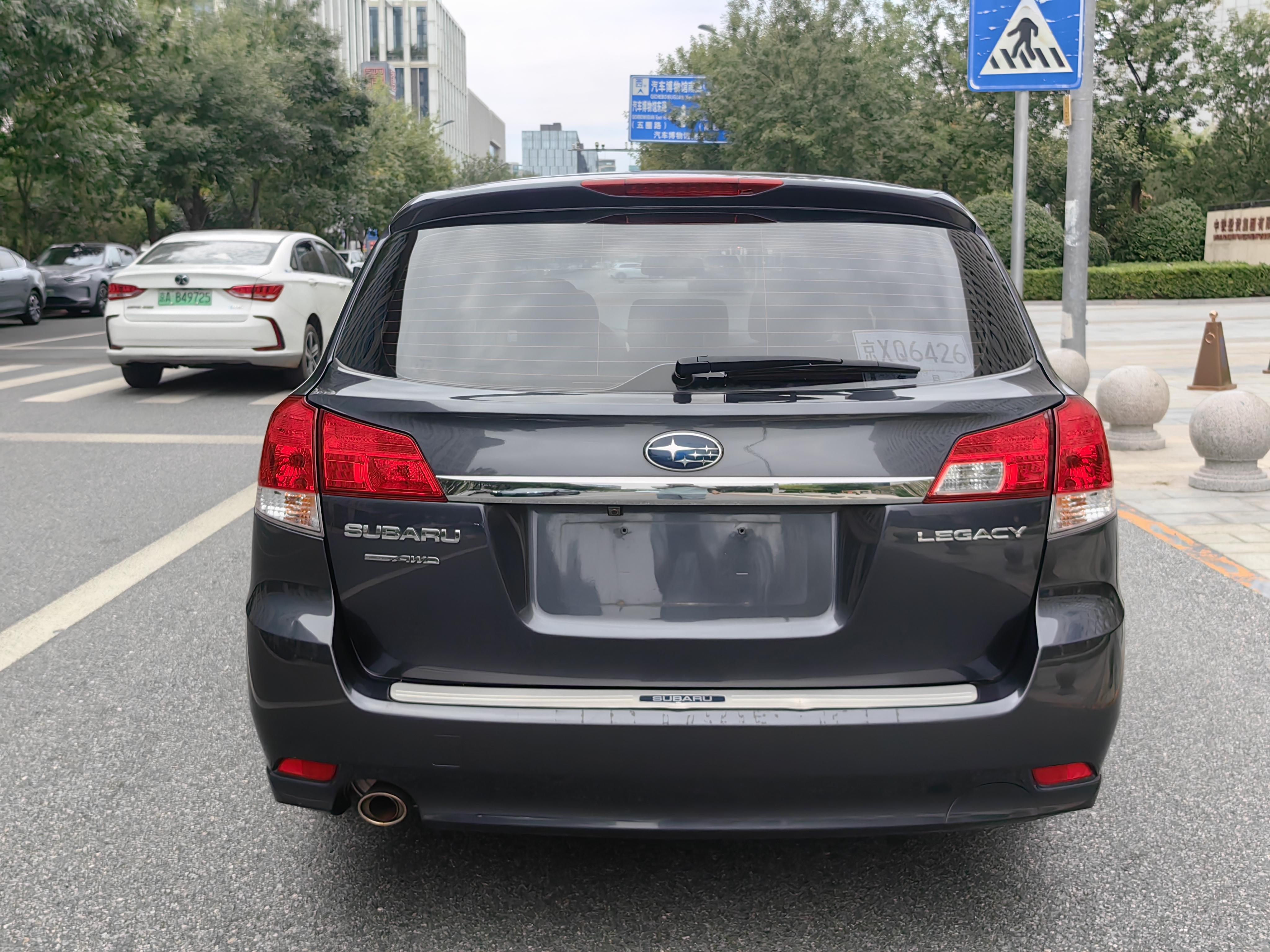 Subaru Legacy 2010 thumb 4