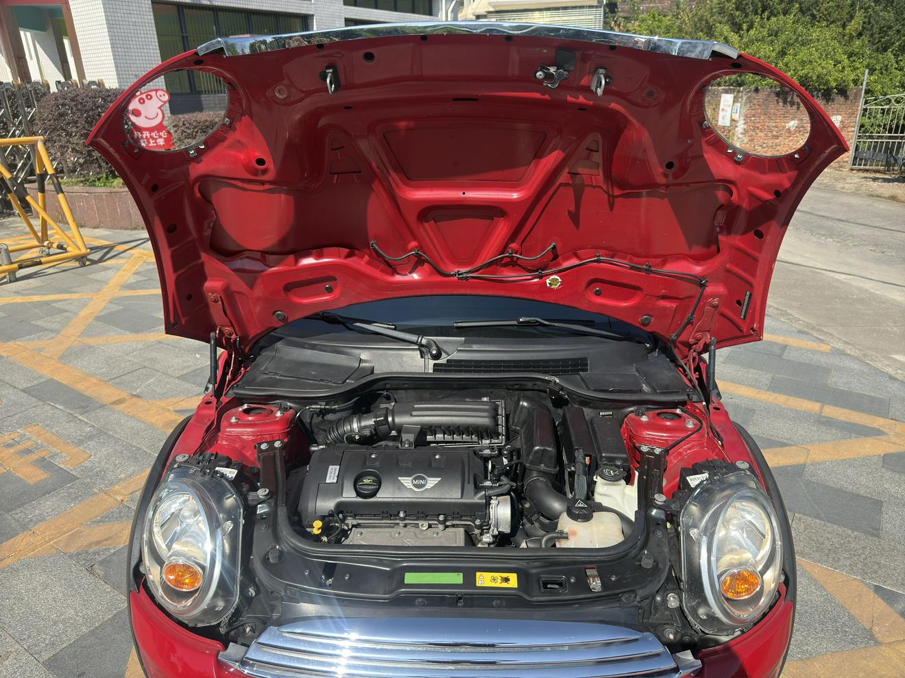 Mini Hatch 2010 thumb 5