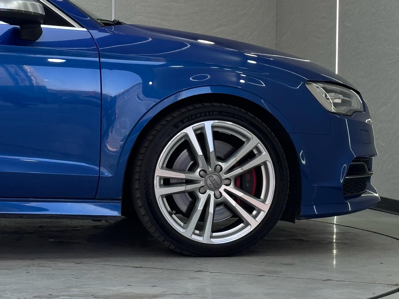 Audi S3 2016 thumb 9