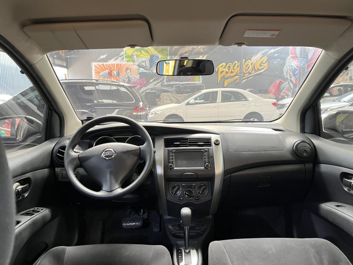 Nissan Livina 2013 thumb 9