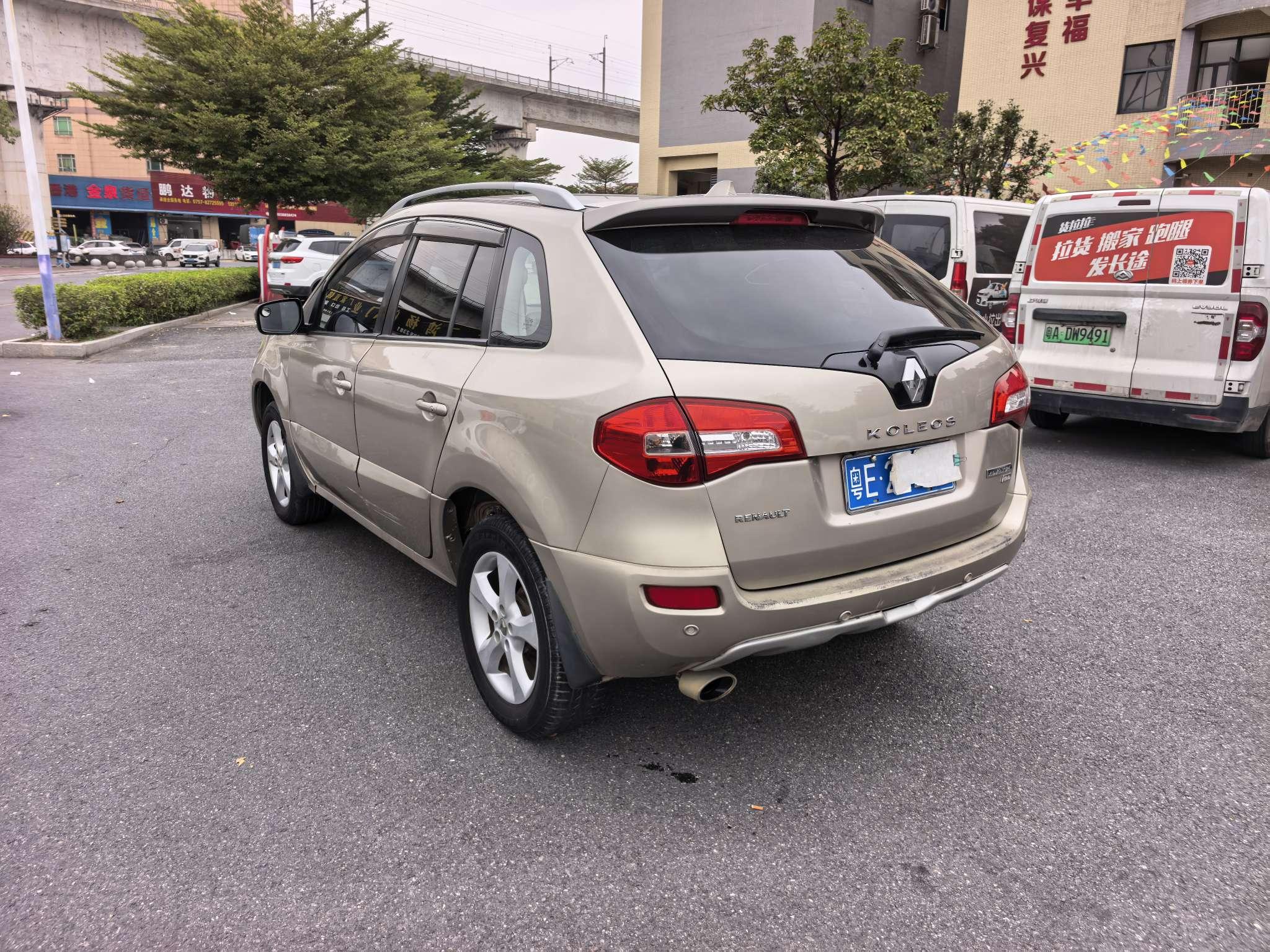 Renault Koleos 2012 thumb 2