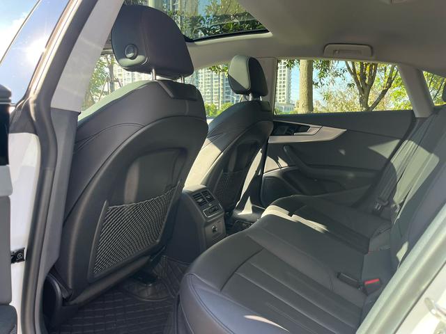 Audi A5 2023 thumb 6