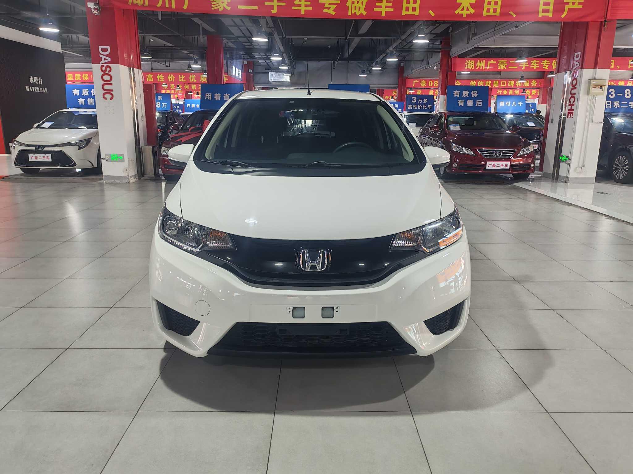 Honda Fit Shuttle 2015 thumb 9