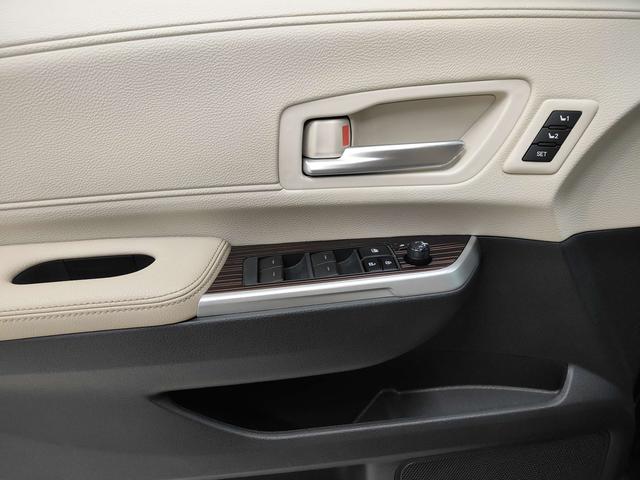 Toyota Granvia 2024 thumb 8