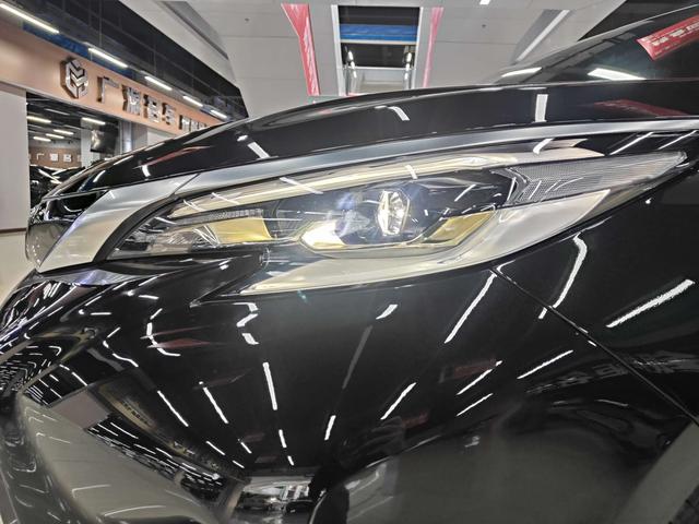 Toyota Granvia 2024 thumb 12