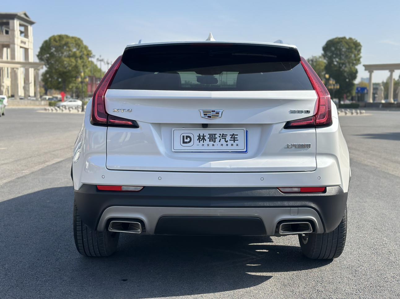 Cadillac XT4 2019 thumb 3