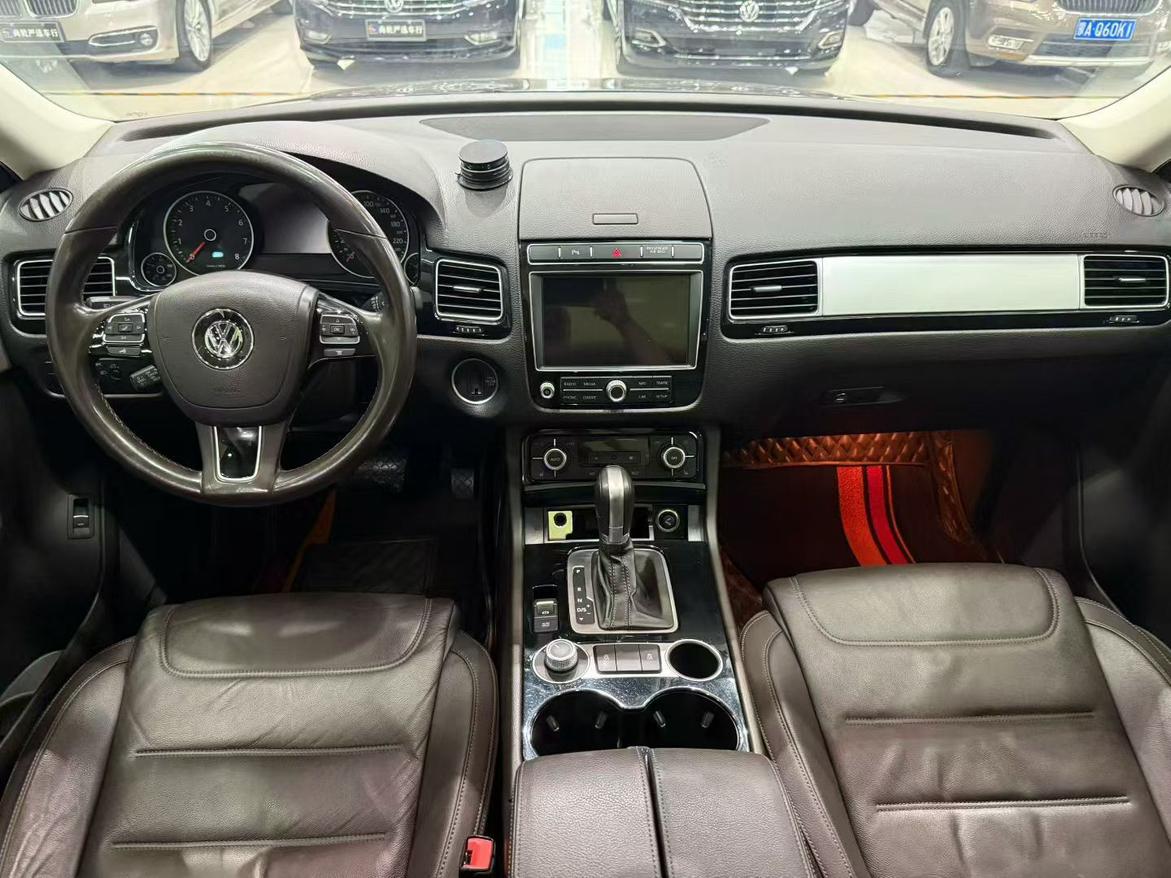 Volkswagen Touareg 2016 thumb 5