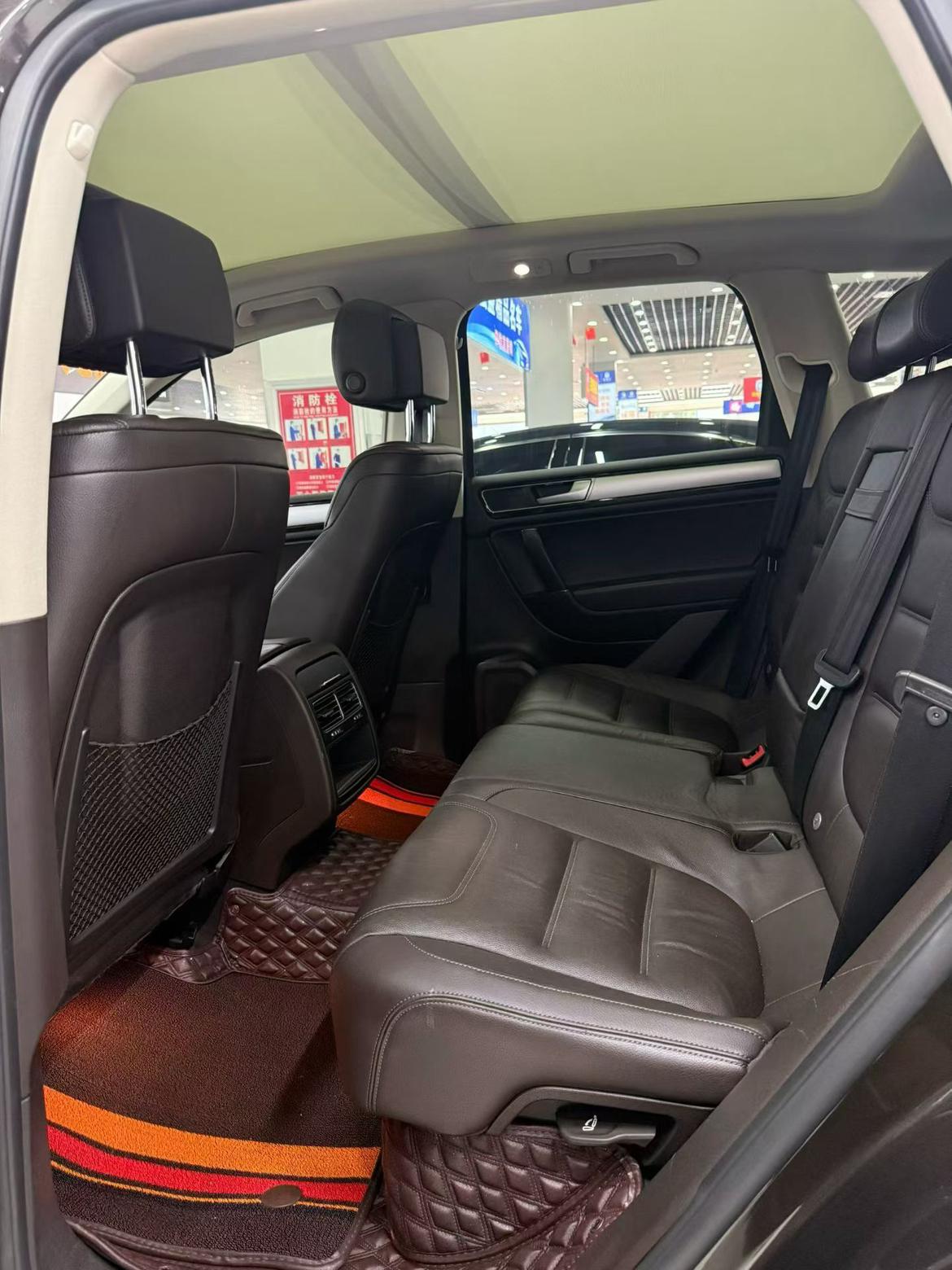 Volkswagen Touareg 2016 thumb 7