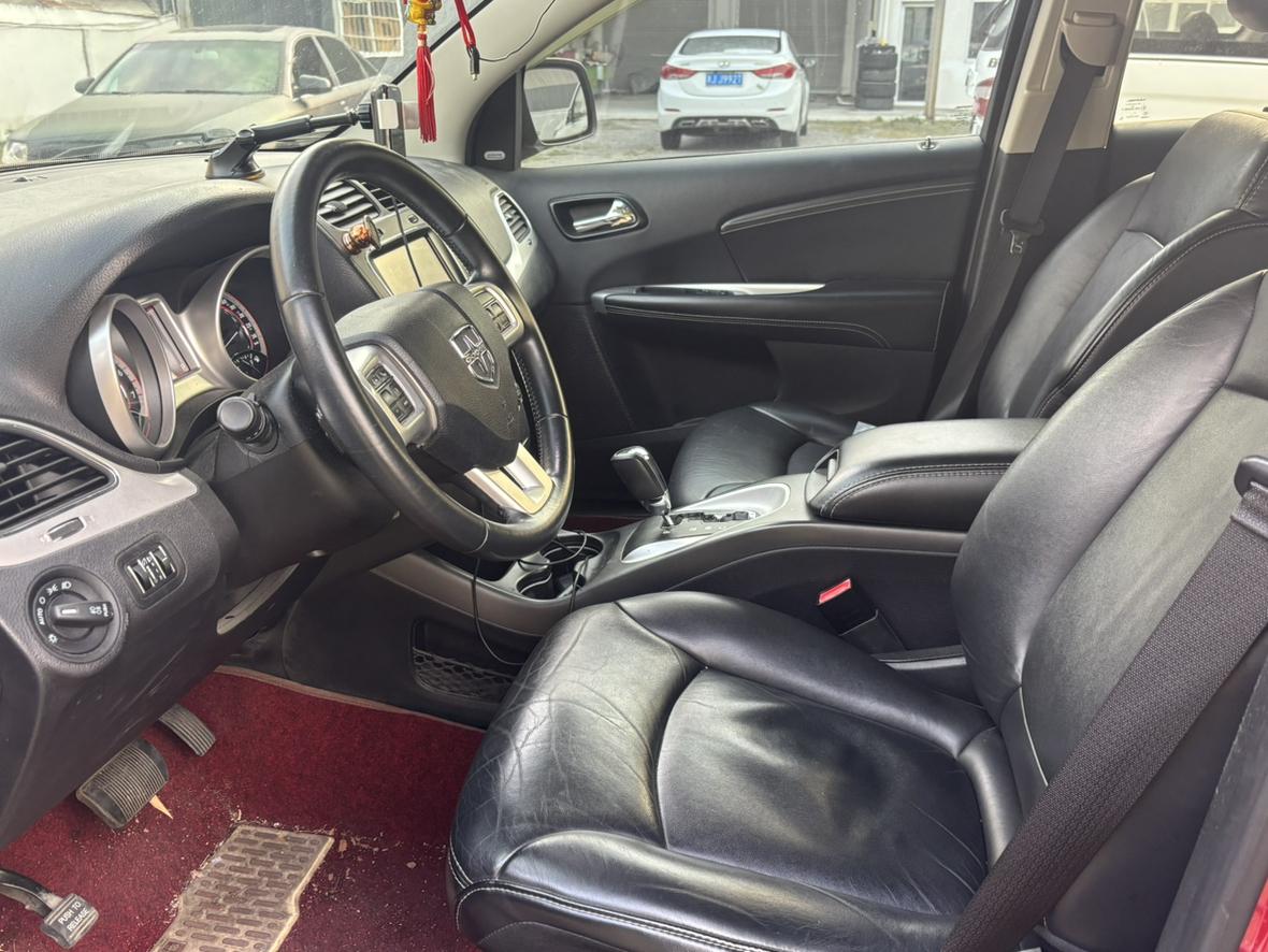 Dodge Caliber 2013 thumb 8