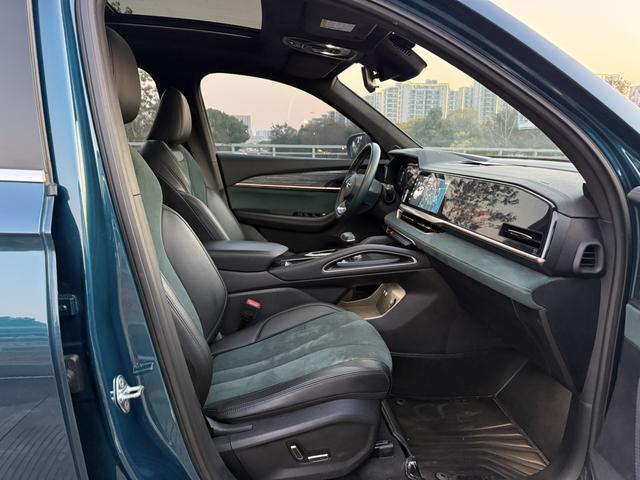 Geely Xingyue L 2021 thumb 5