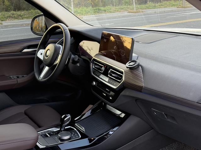 BMW X3 2023 thumb 3