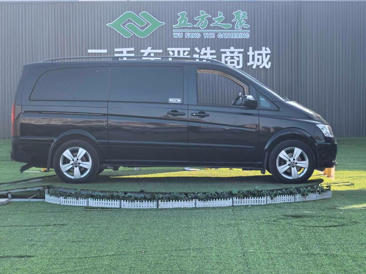 Mercedes-Benz V-Class 2013 thumb 6