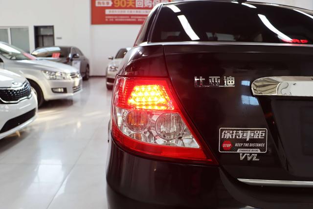 BYD F3 2016 thumb 6