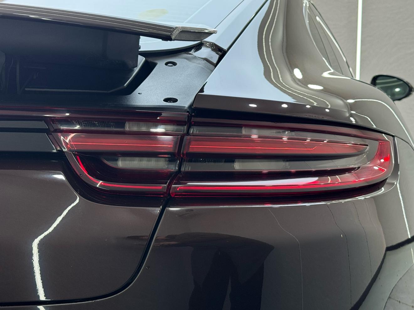 Porsche Panamera 2018 thumb 8