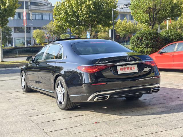 Mercedes-Benz S-Class 2024 thumb 3