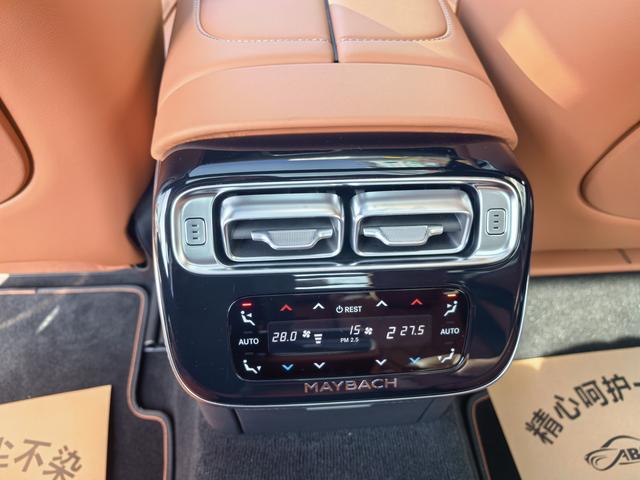 Mercedes-Benz S-Class 2024 thumb 4