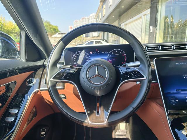 Mercedes-Benz S-Class 2024 thumb 7