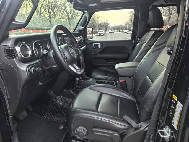 Jeep Wrangler 2021 thumb 2