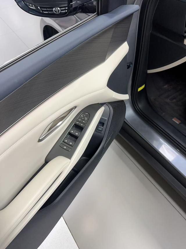 BYD Qin 2024 thumb 5