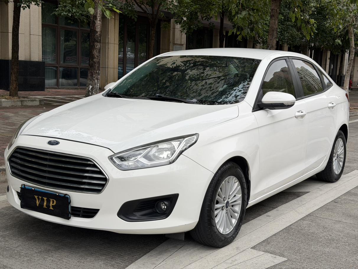Ford Focus 2016 thumb 9