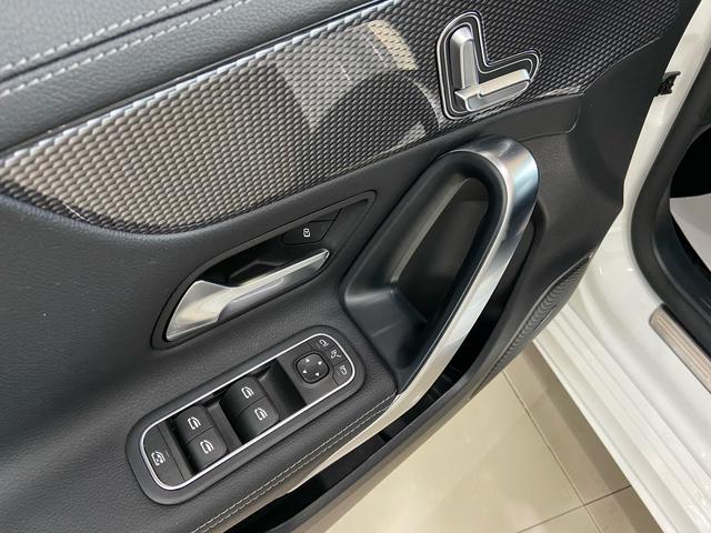 Mercedes-Benz A-Class 2020 thumb 8