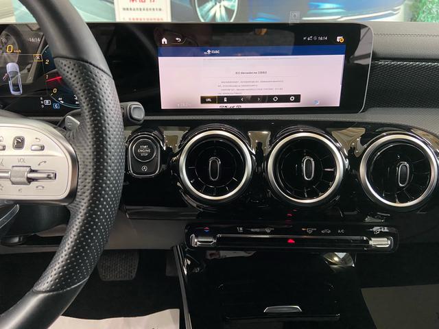 Mercedes-Benz A-Class 2020 thumb 9