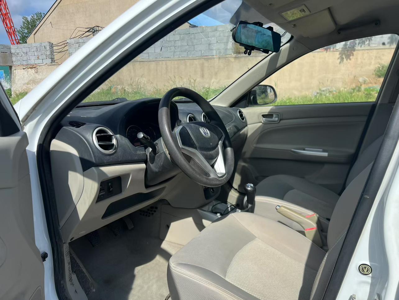 Changan Alsvin V7 2016 thumb 6