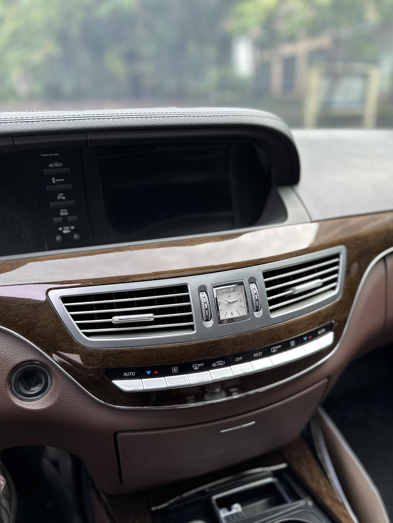 Mercedes-Benz S-Class 2012 thumb 7