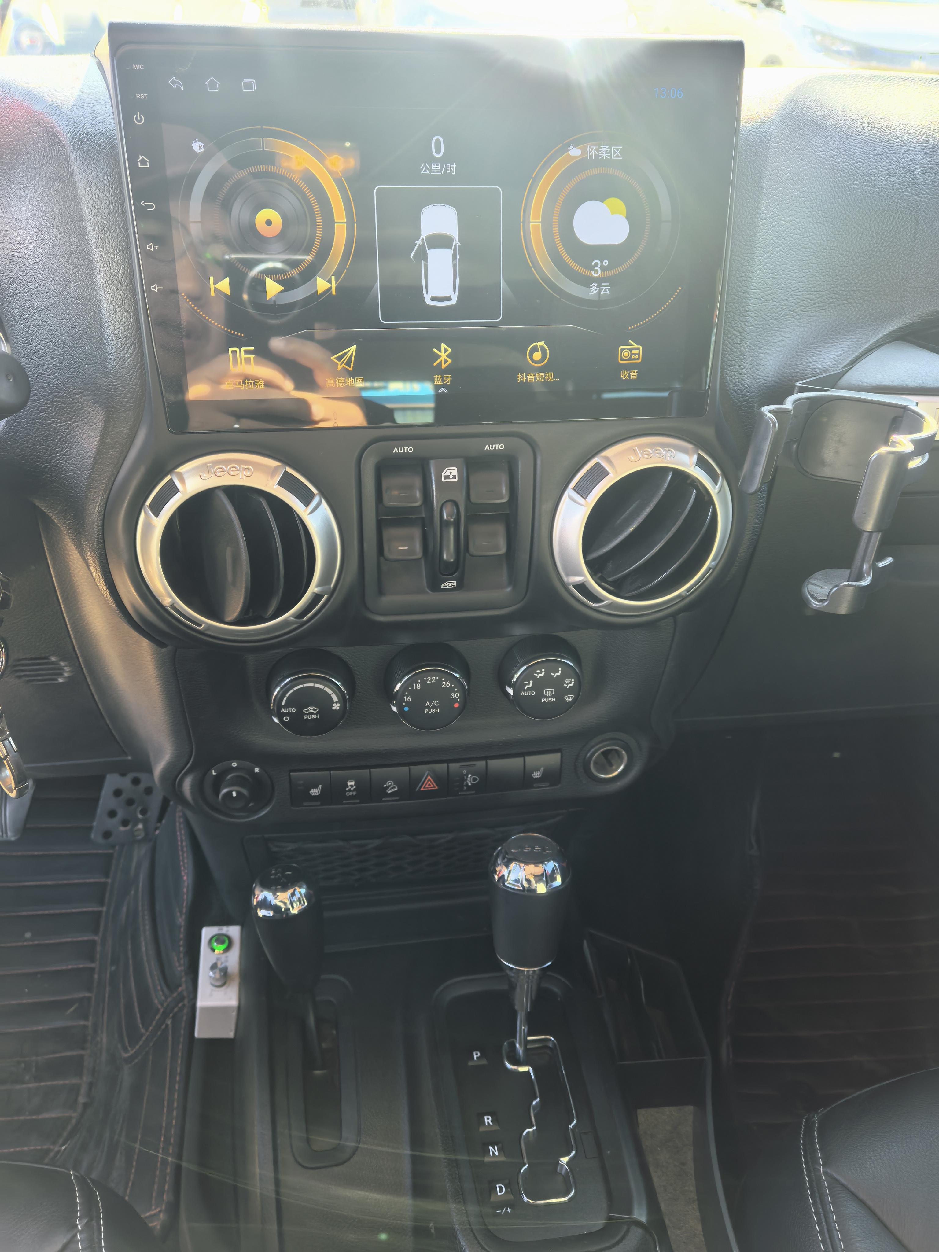 Jeep Wrangler 2018 thumb 12