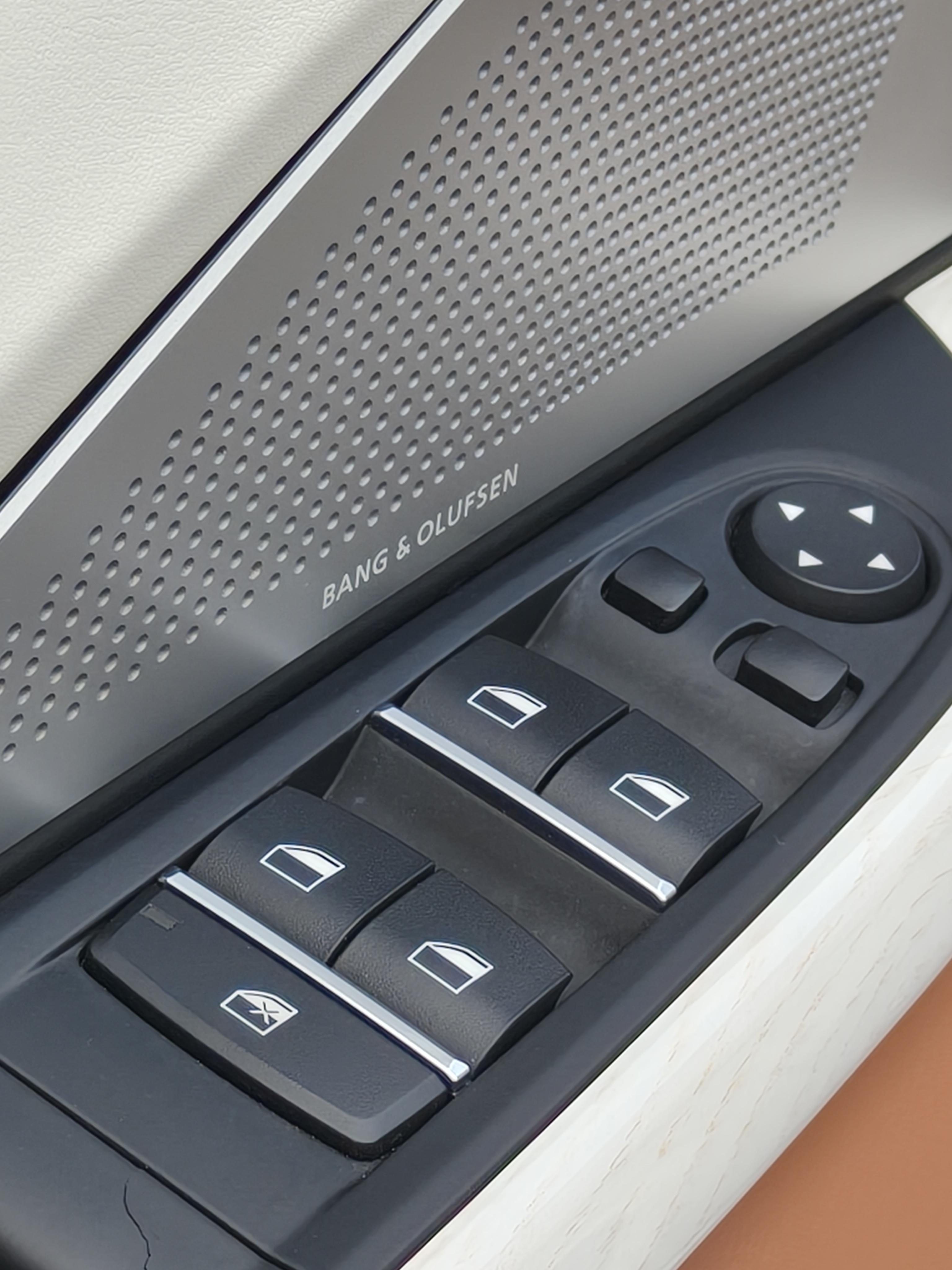 BMW 6 серии 2013 thumb 12