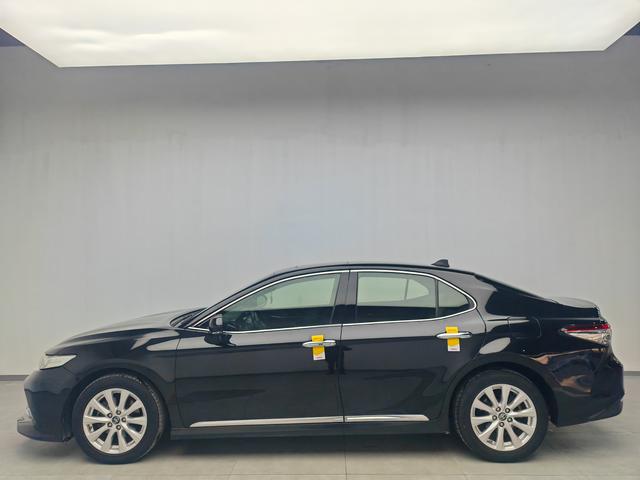 Toyota Camry 2018 thumb 2