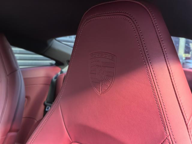 Porsche 911 2025 thumb 11