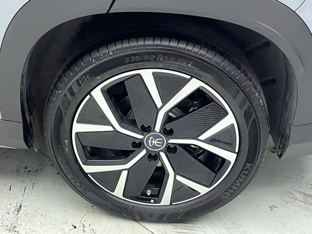 Audi A4 2024 thumb 8