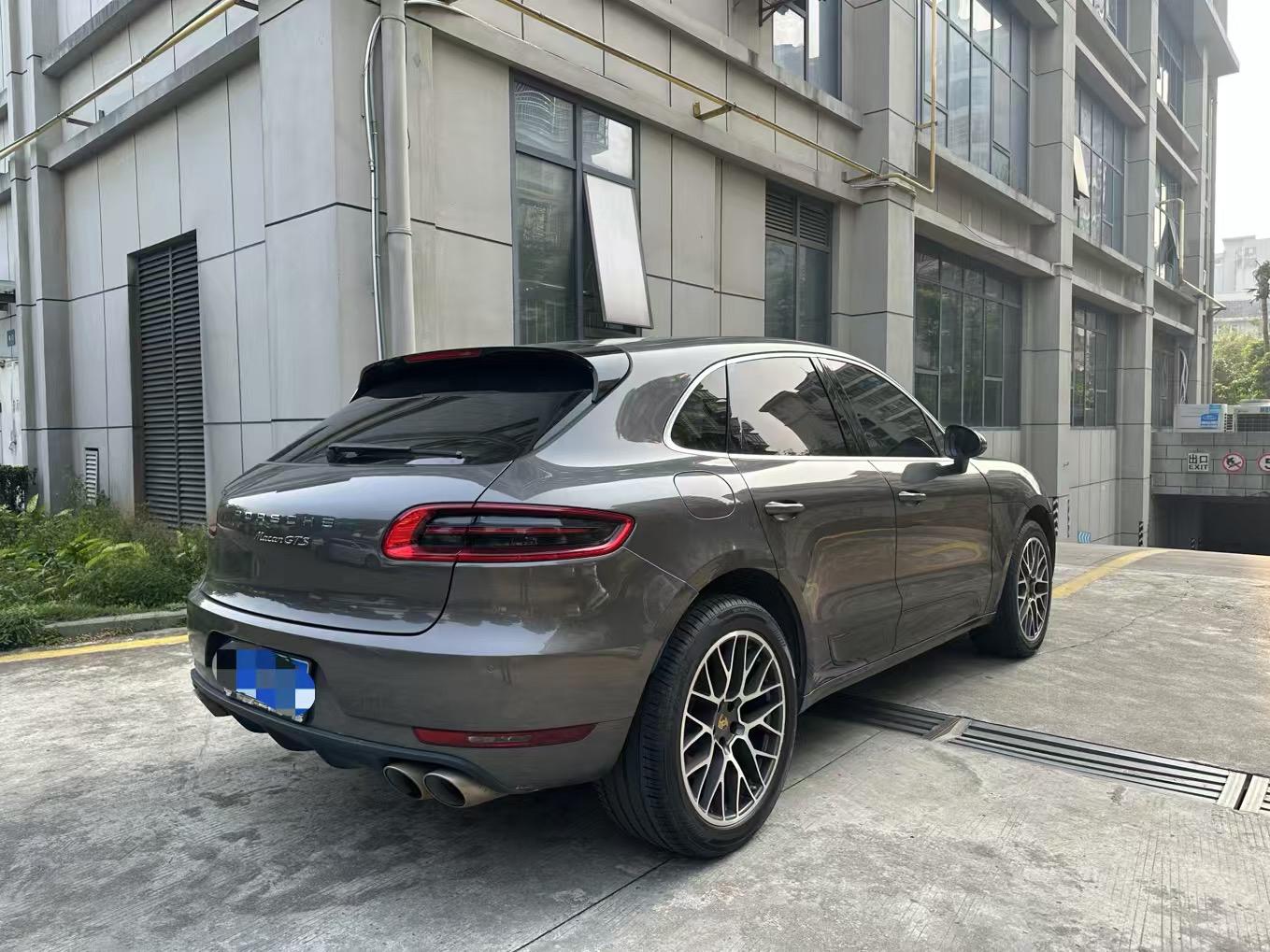 Porsche Macan 2015 thumb 4